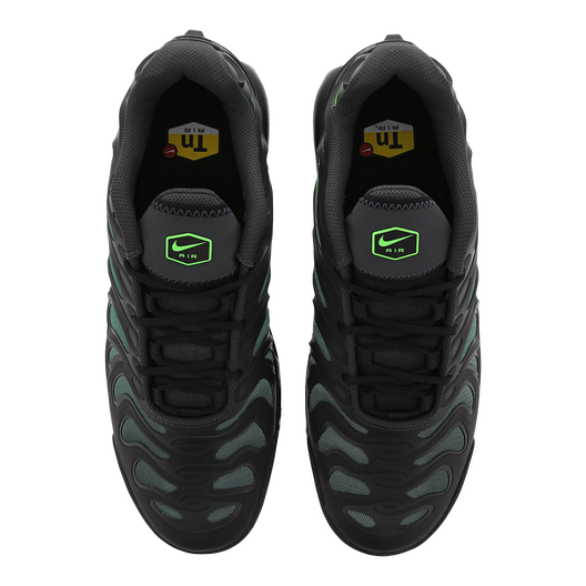 Air Max Plus Drift "Black Volt