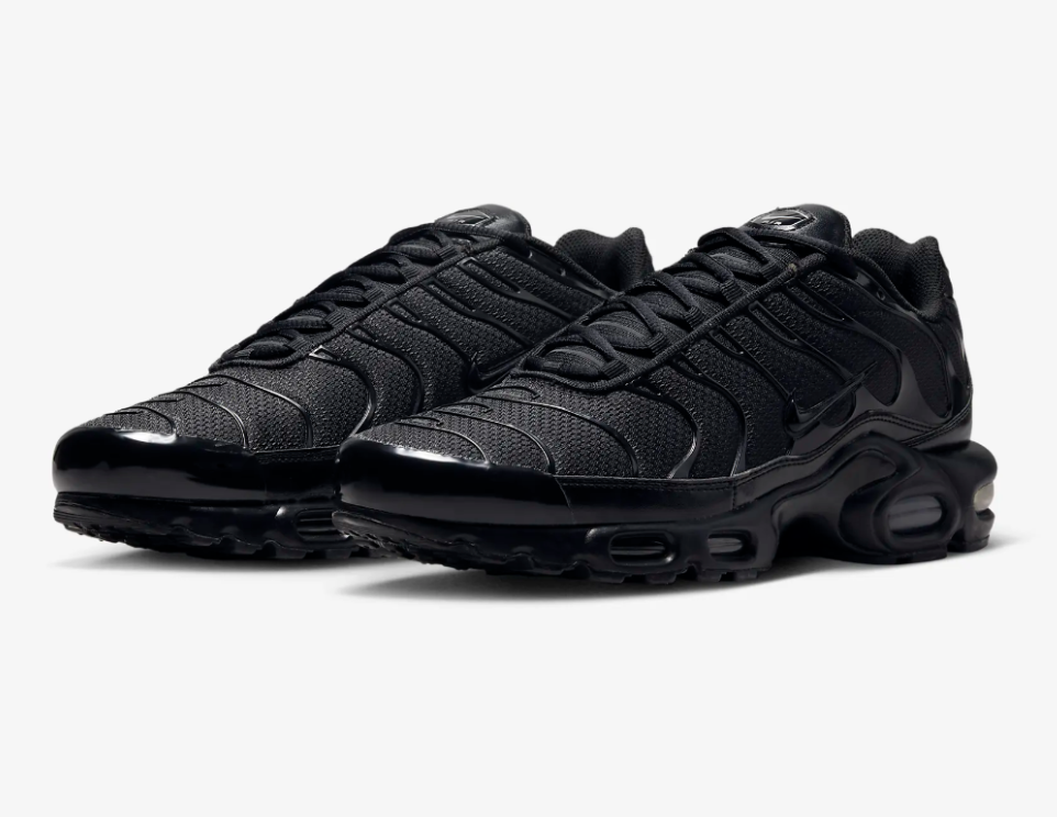 New Nike Air Max Plus Low Triple Black