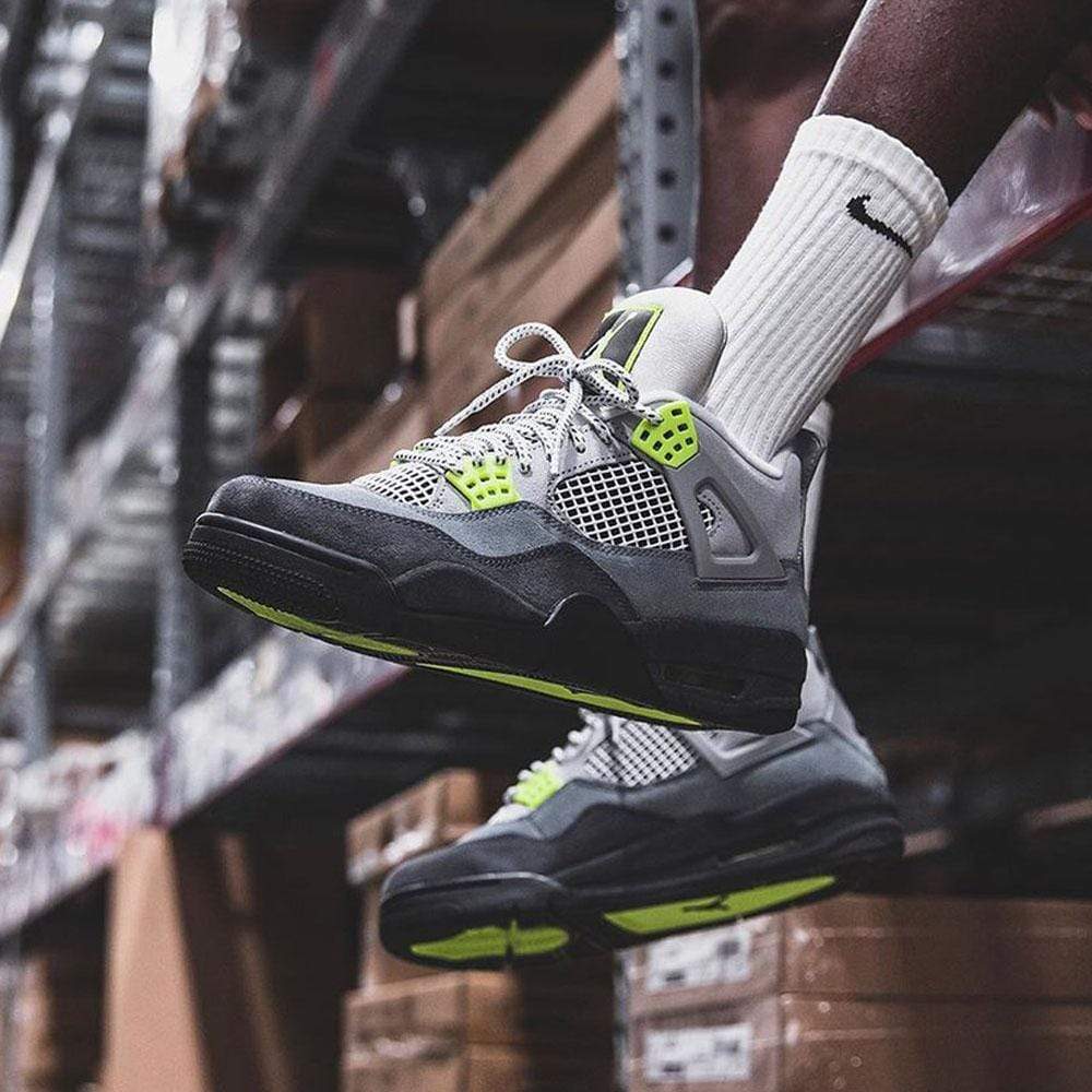 Air Jordan 4 Retro 'Neon 95'